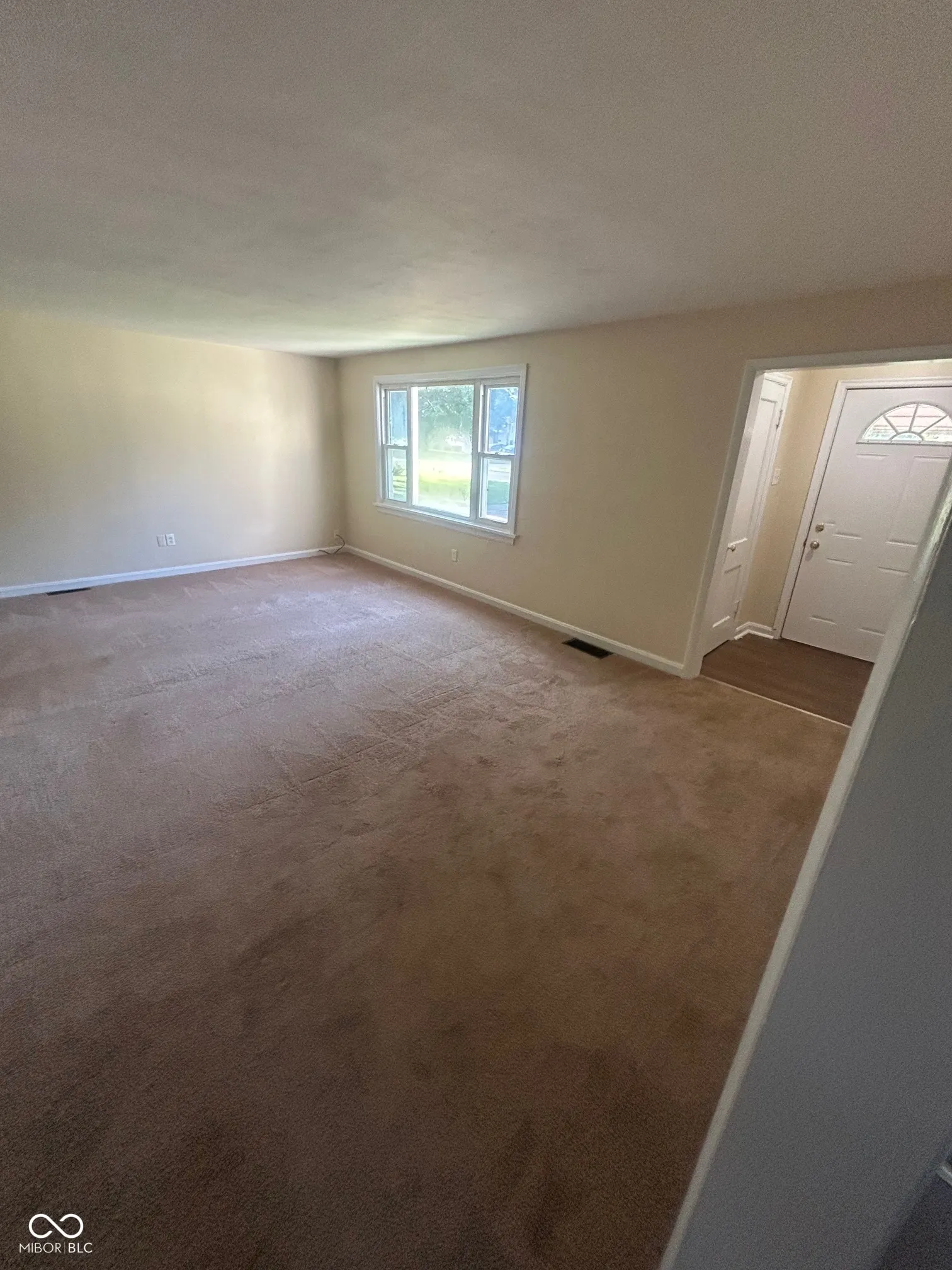 Anderson, Indiana 46011, United States, 2 Bedrooms Bedrooms, ,1 BathroomBathrooms,Residential,Active,170309