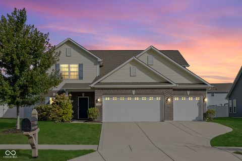 9308 Foudray Circle N Avon IN 46123