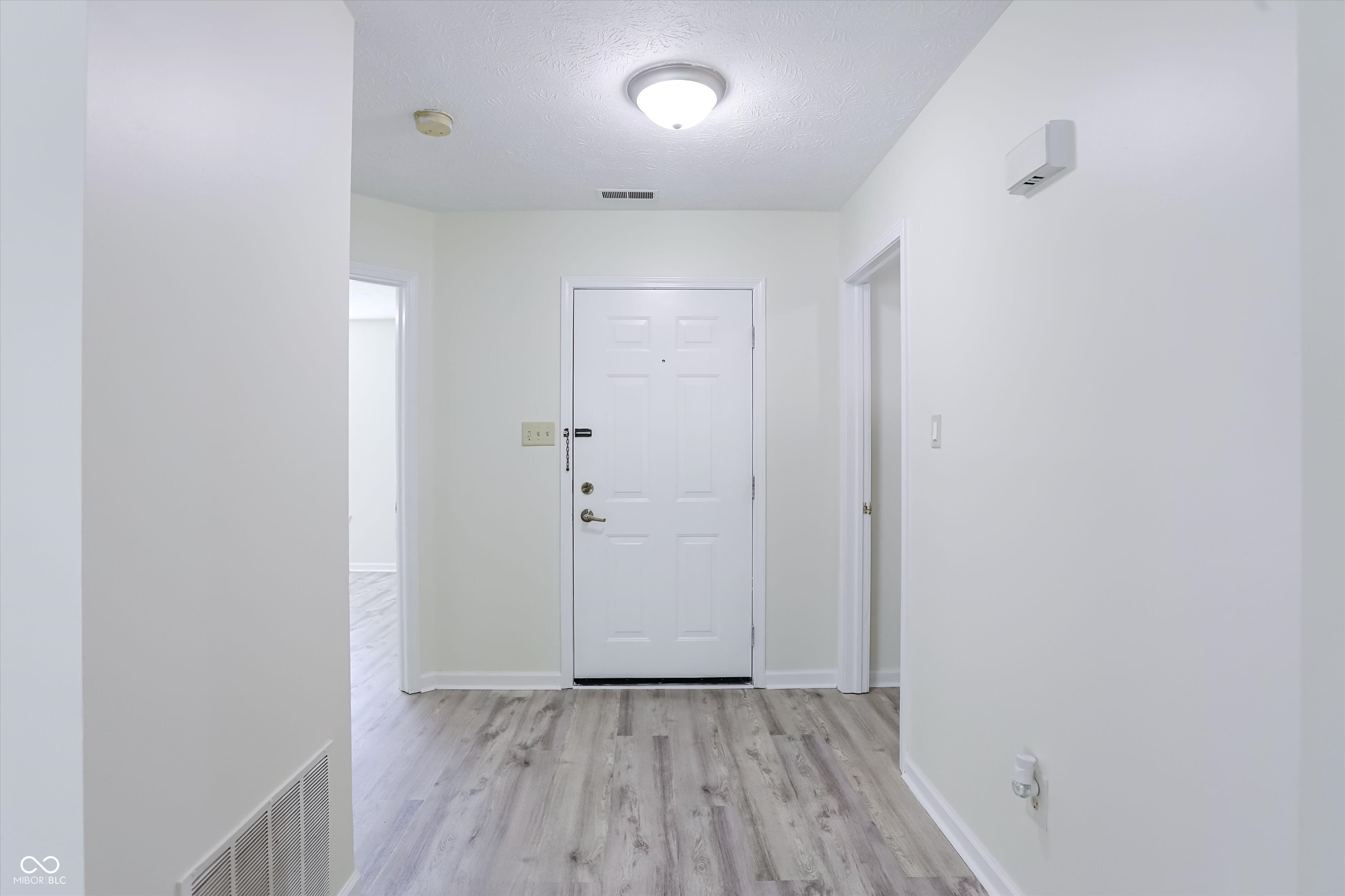 8438 Southern Springs Drive