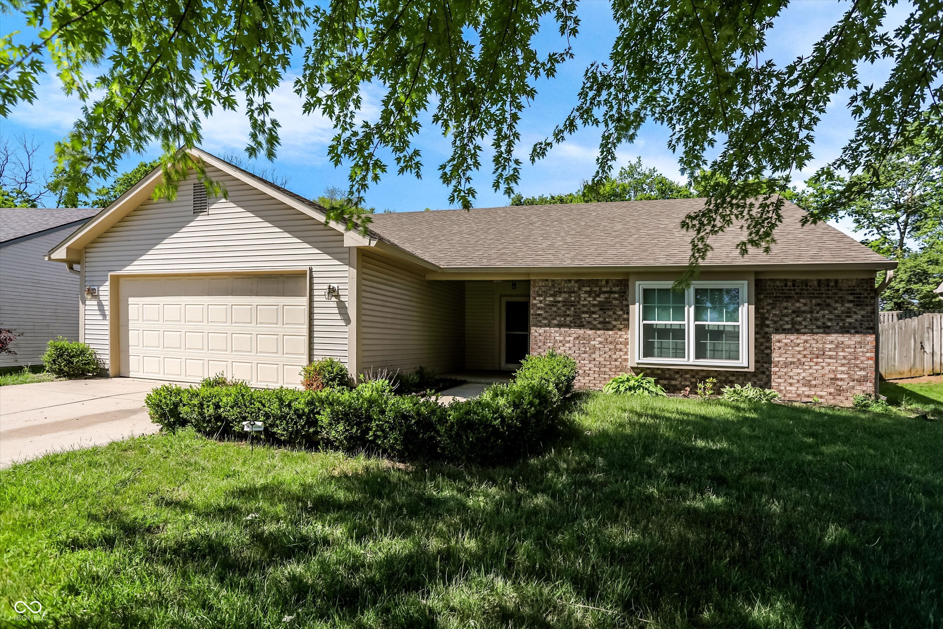 8438 Southern Springs Drive