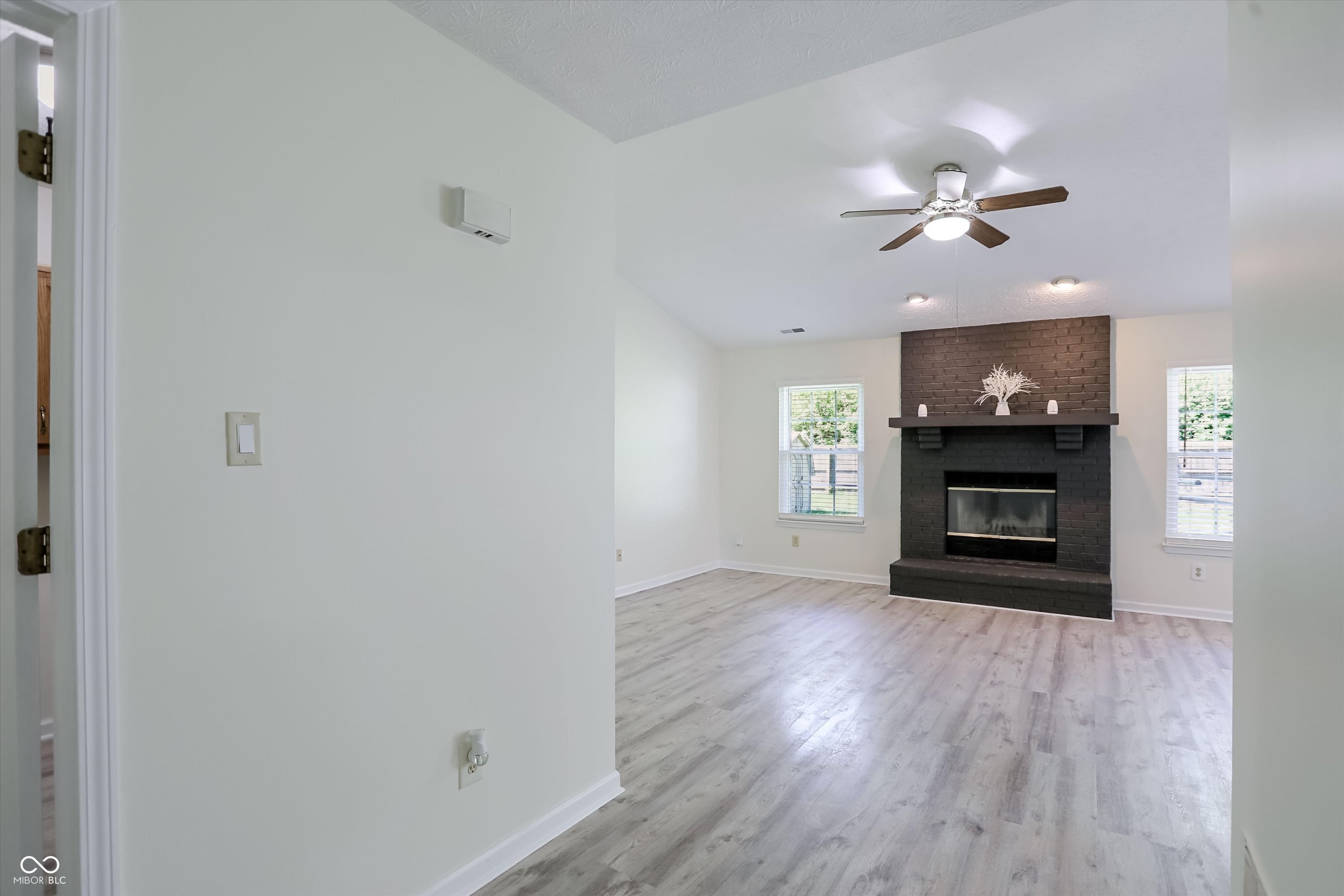 8438 Southern Springs Drive