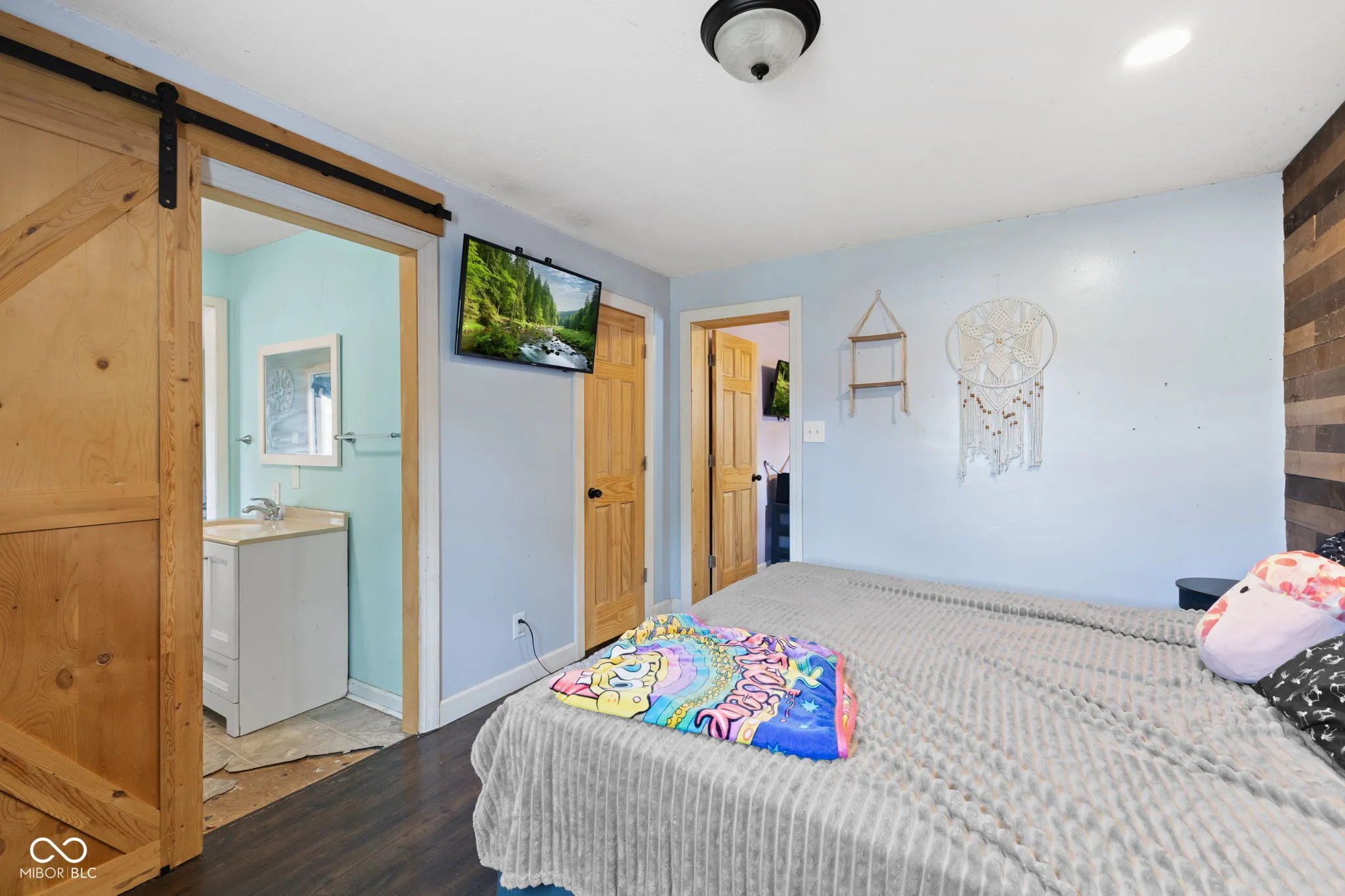 Indianapolis, Indiana 46241, United States, 3 Bedrooms Bedrooms, ,2 BathroomsBathrooms,Residential,Pending,208270