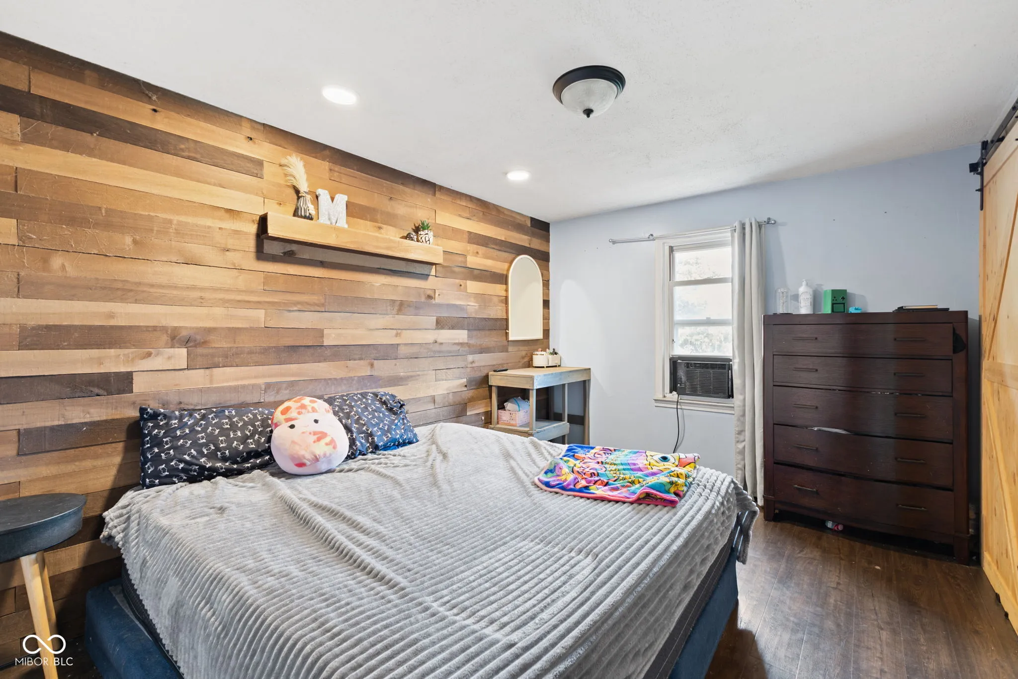 Indianapolis, Indiana 46241, United States, 3 Bedrooms Bedrooms, ,2 BathroomsBathrooms,Residential,Pending,208270