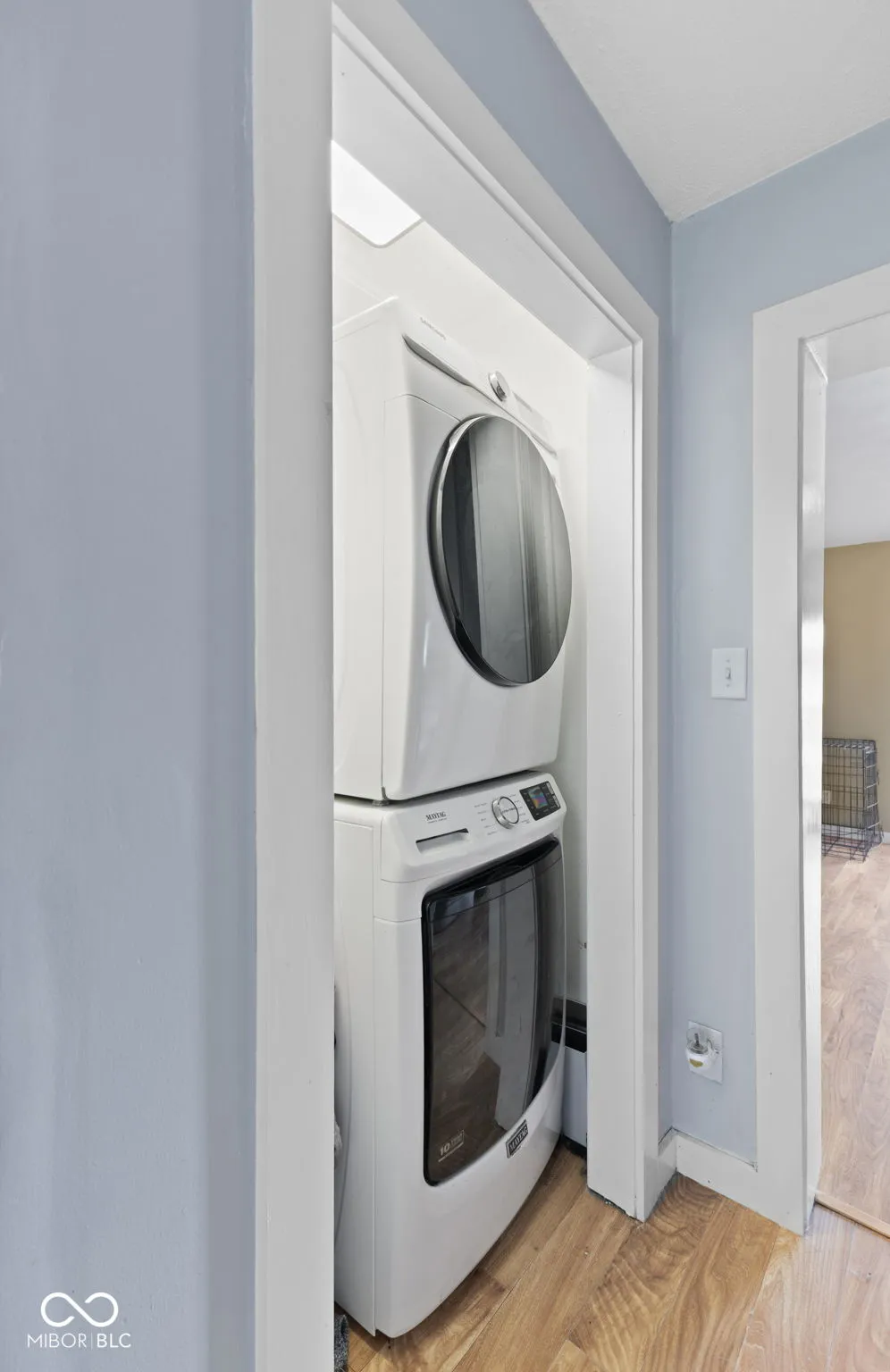 Indianapolis, Indiana 46241, United States, 3 Bedrooms Bedrooms, ,2 BathroomsBathrooms,Residential,Pending,208270