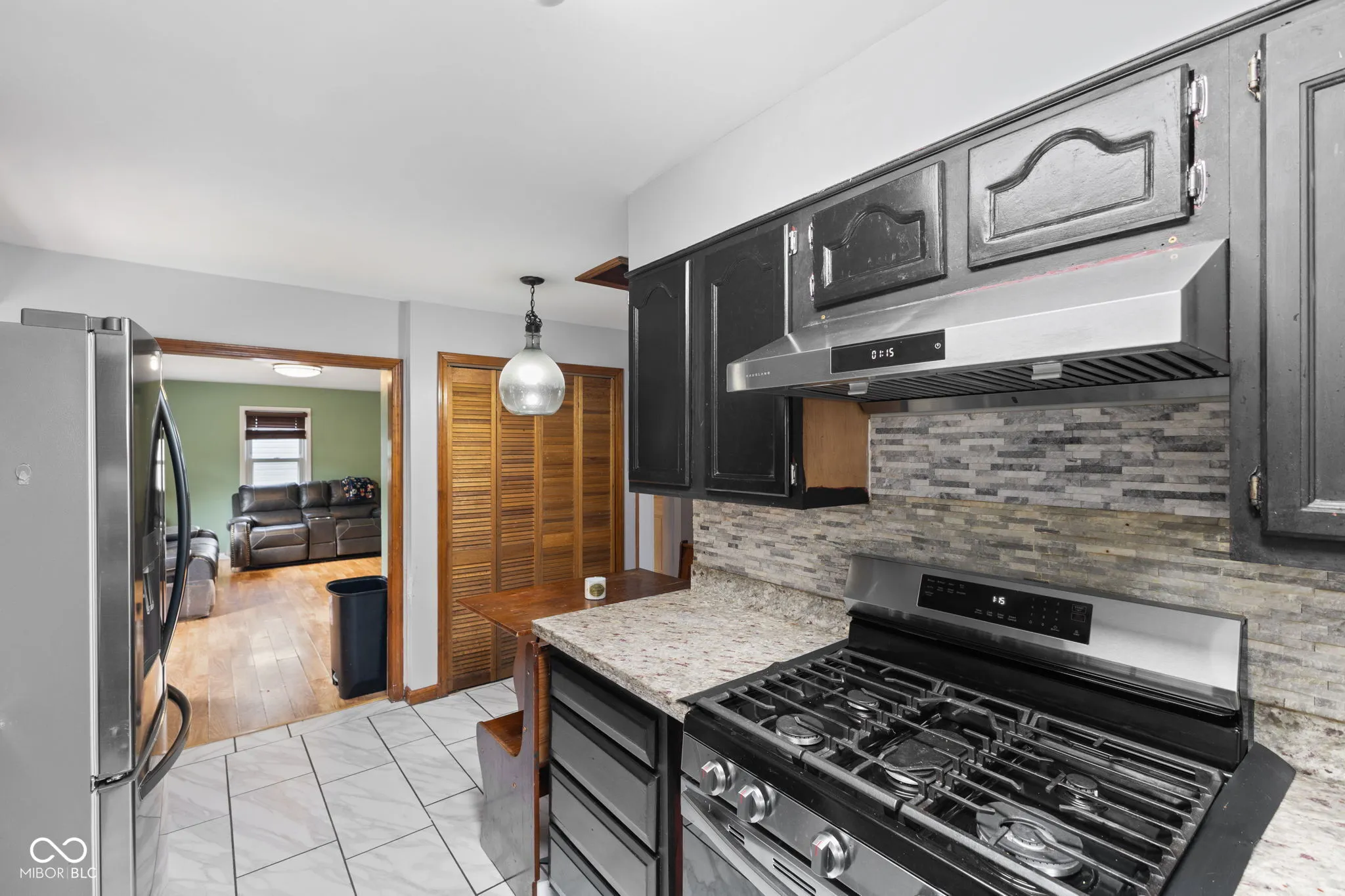 Indianapolis, Indiana 46241, United States, 3 Bedrooms Bedrooms, ,2 BathroomsBathrooms,Residential,Pending,208270