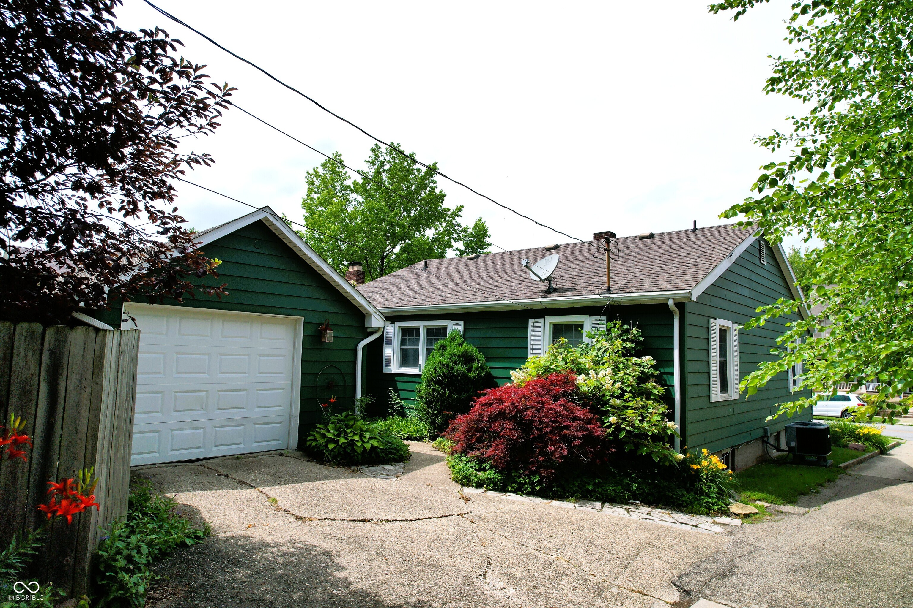 605 E Main Street