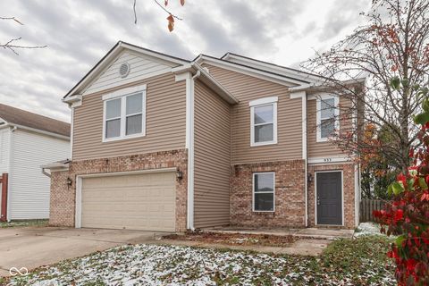 Photo of 933 Shenandoah Way, Greenwood, IN 46143 (MLS # 22072969)