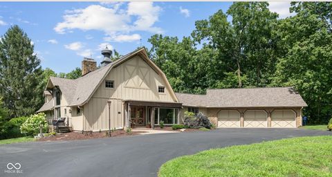 Photo of 35 Spring Drive, Zionsville, IN 46077 (MLS # 22092068)