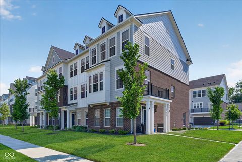 Photo of 14512 Brecon Lane, Carmel, IN 46074 (MLS # 22113826)