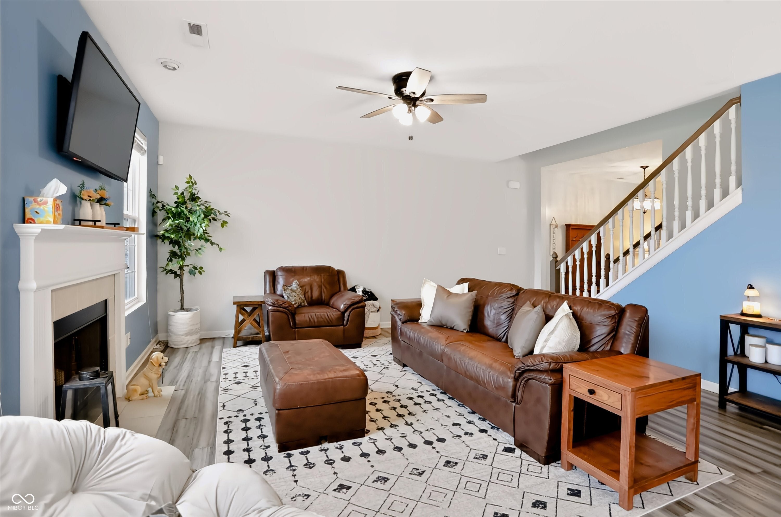 3392 Roundlake Lane