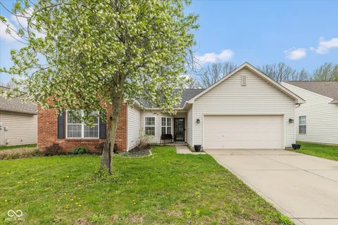 6328 Dusty Laurel Drive, Whitestown, IN 46075 - MLS#: 22032638
