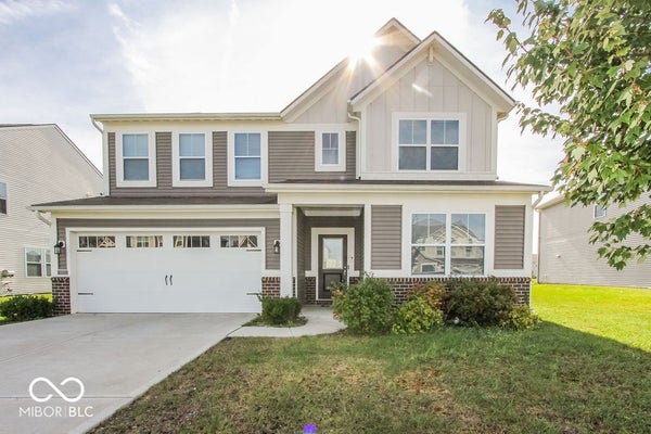 9575 CROSSFIELD RD, AVON, IN 46123 - Image 6db84424bdef0342833d4e9a2380dc42/2796984961