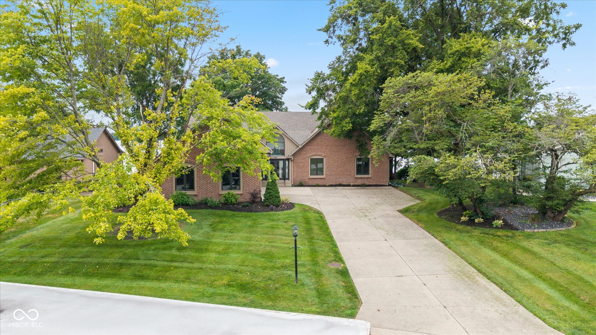 103 Edgewater Drive