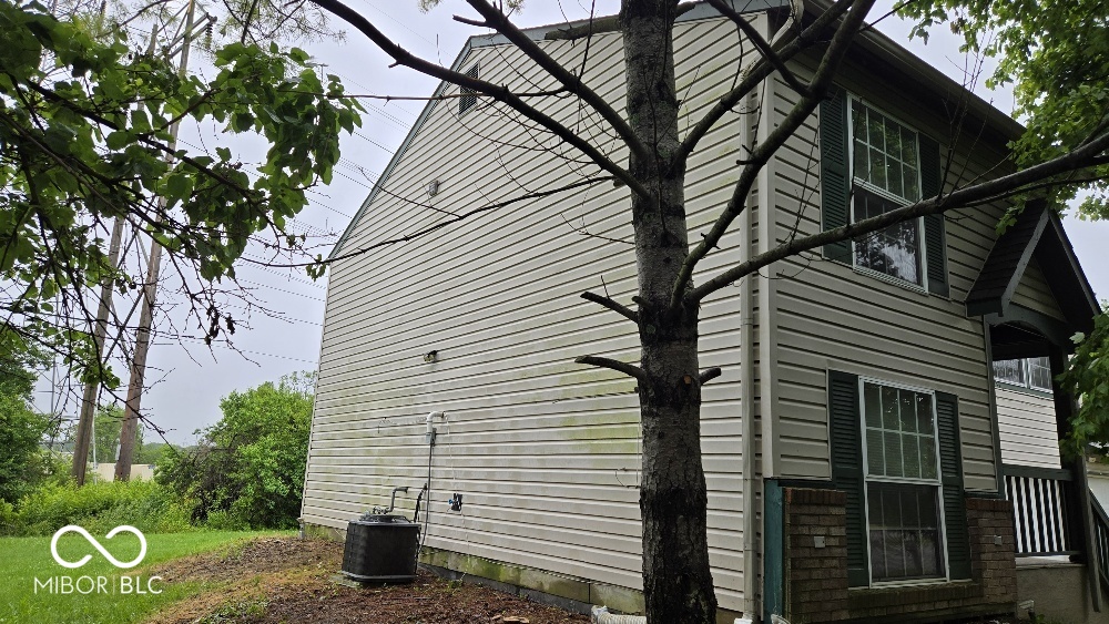 3759 Black Locust Drive