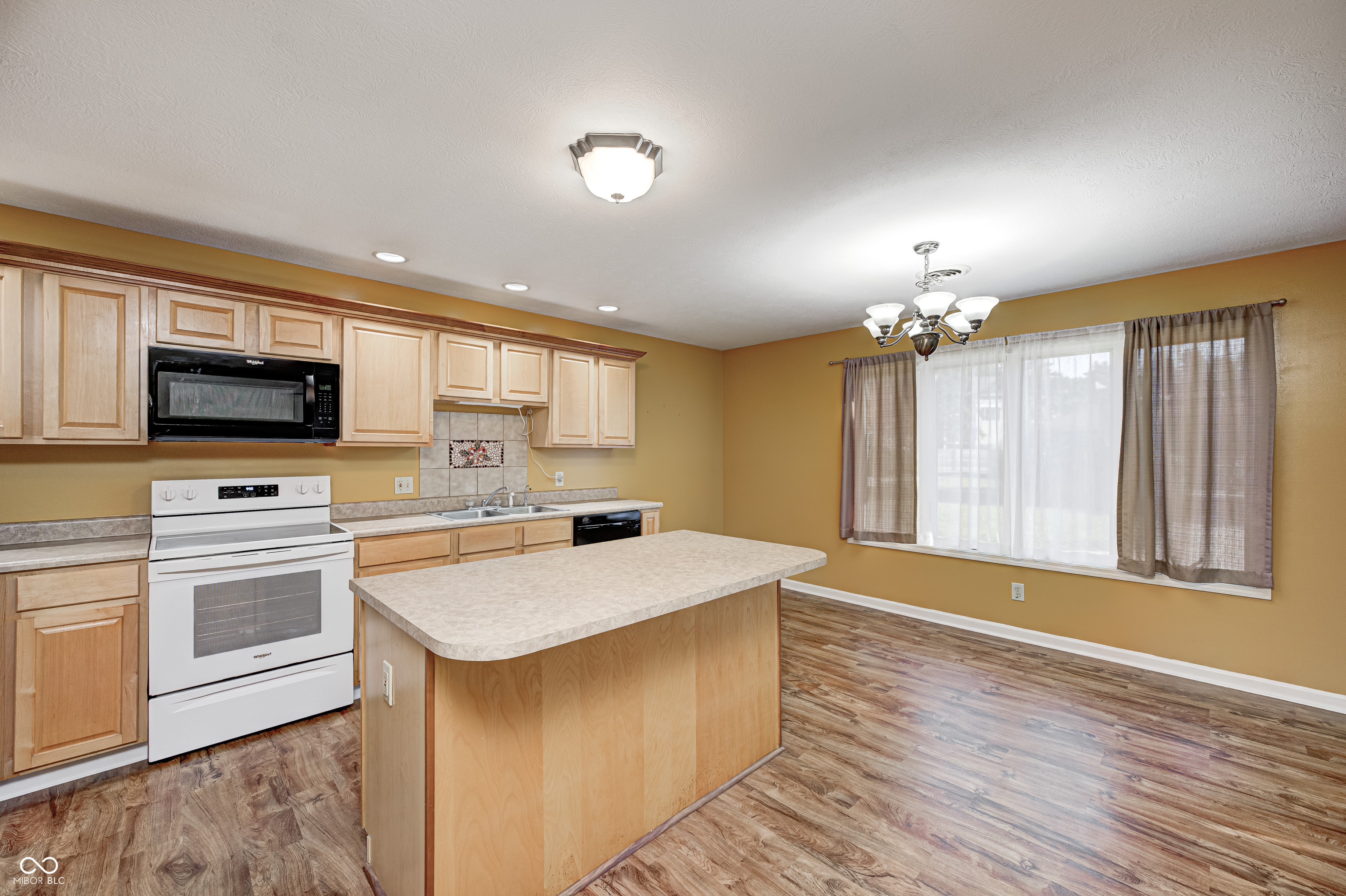 1711 Lafayette Avenue UNIT 8