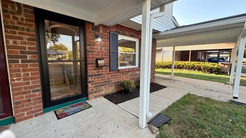 Photo of 2060 Flourishing Drive, Columbus, IN 47201 (MLS # 22126465)