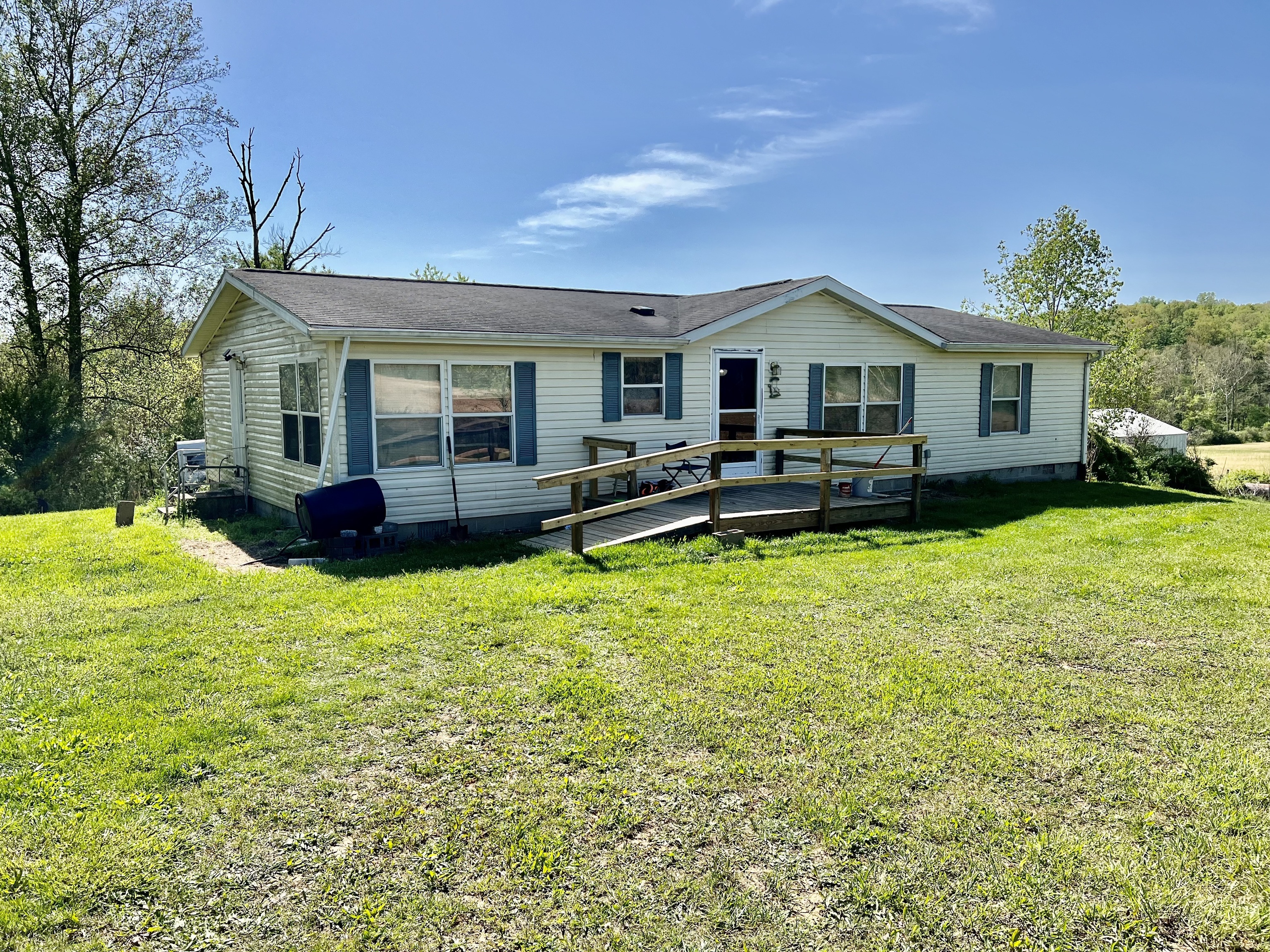 Photo 1 of 32 — 3920 N County Road 1000 W, Butlerville, IN 47223