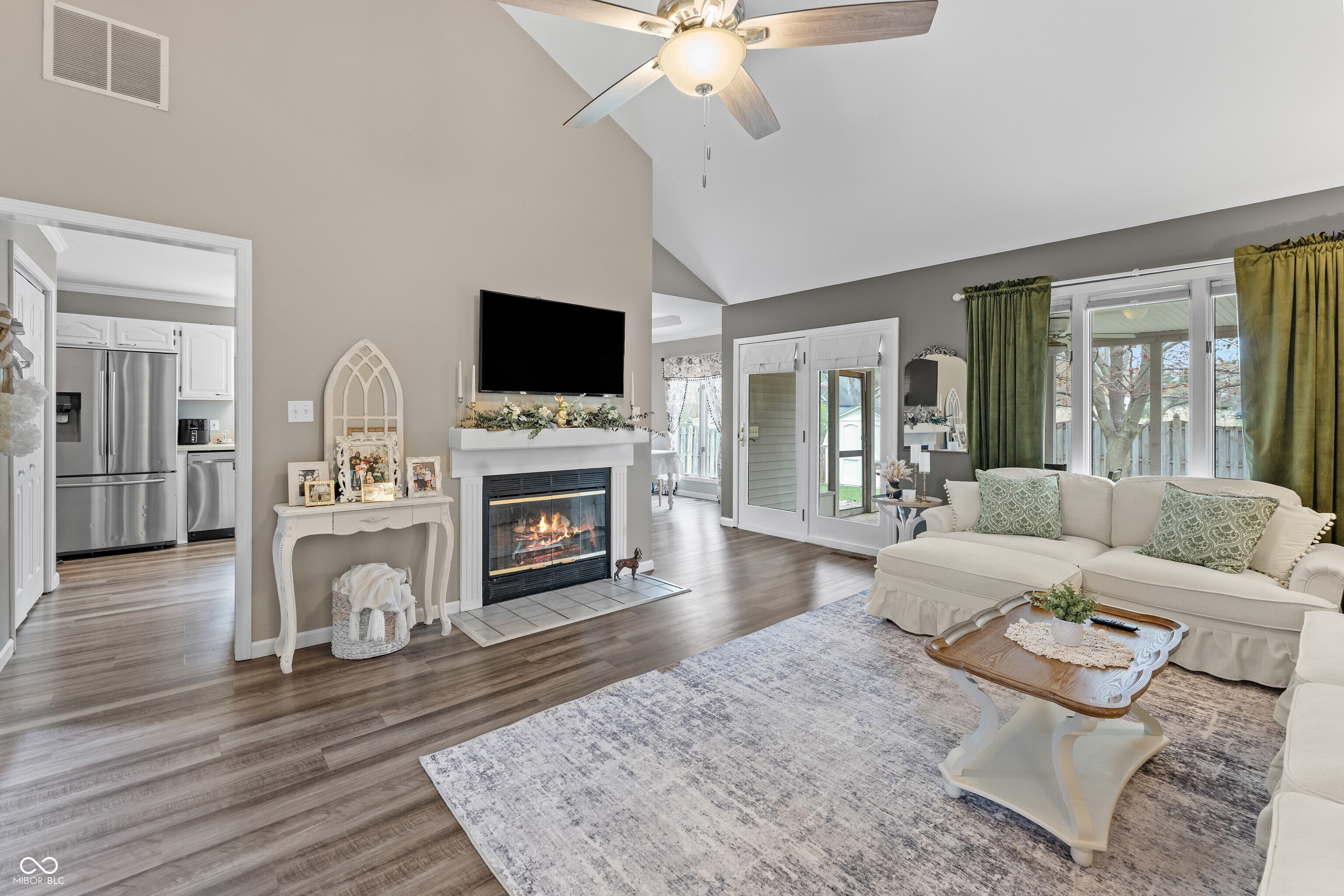 3371 Briar Ridge Way