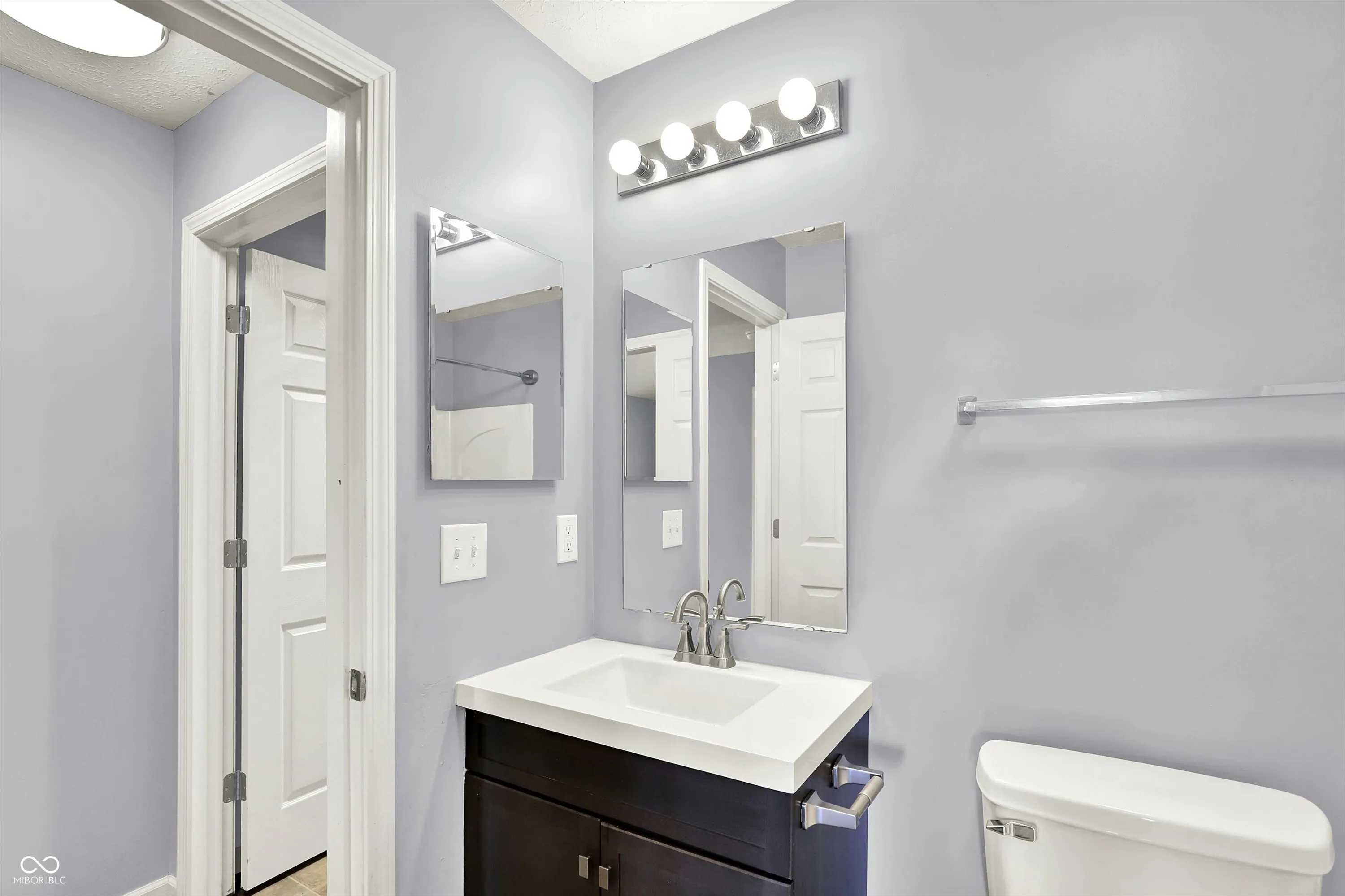 Fishers, Indiana 46038, United States, 2 Bedrooms Bedrooms, ,1 BathroomBathrooms,Residential,Active,214029