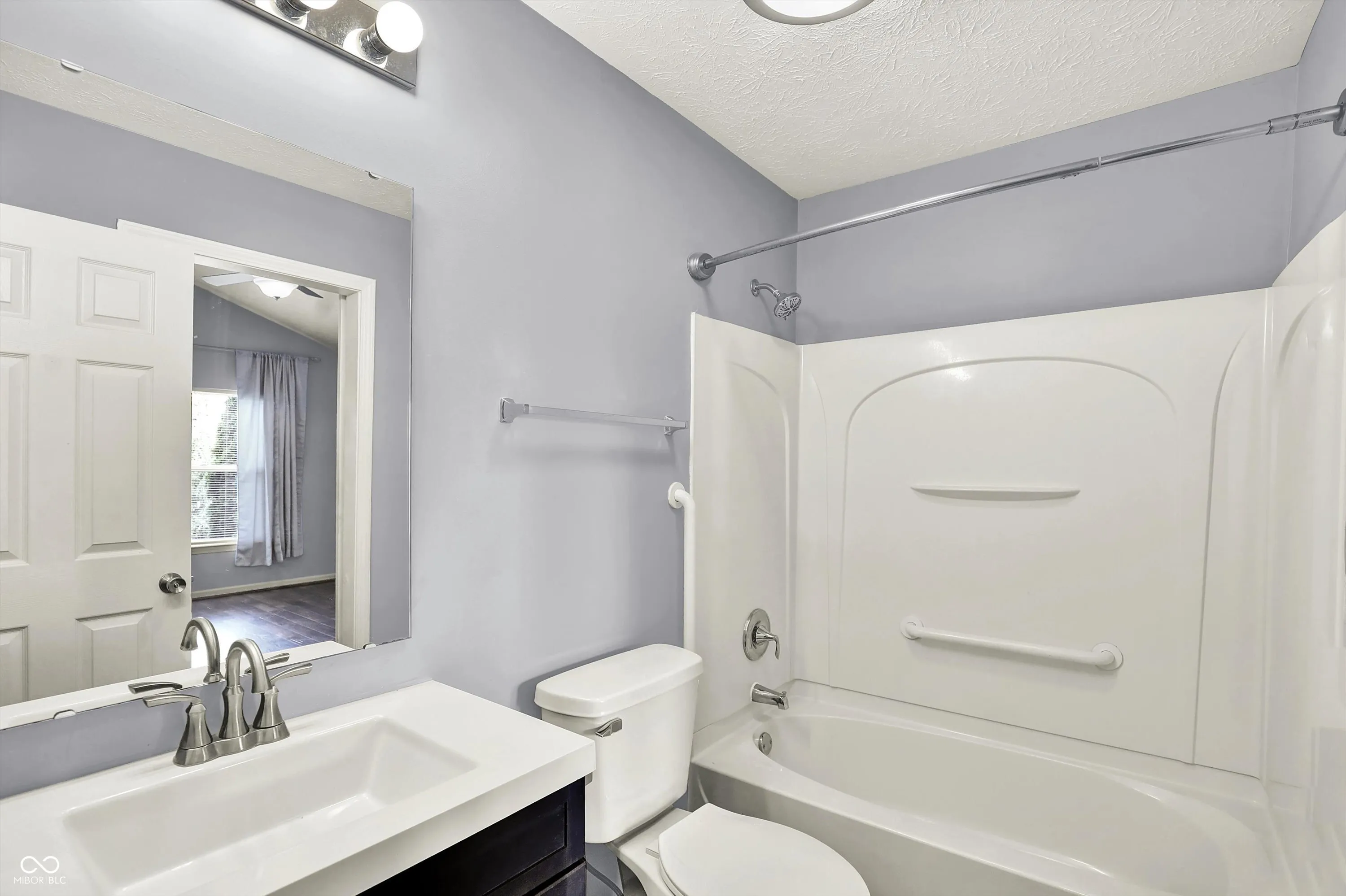 Fishers, Indiana 46038, United States, 2 Bedrooms Bedrooms, ,1 BathroomBathrooms,Residential,Active,214029