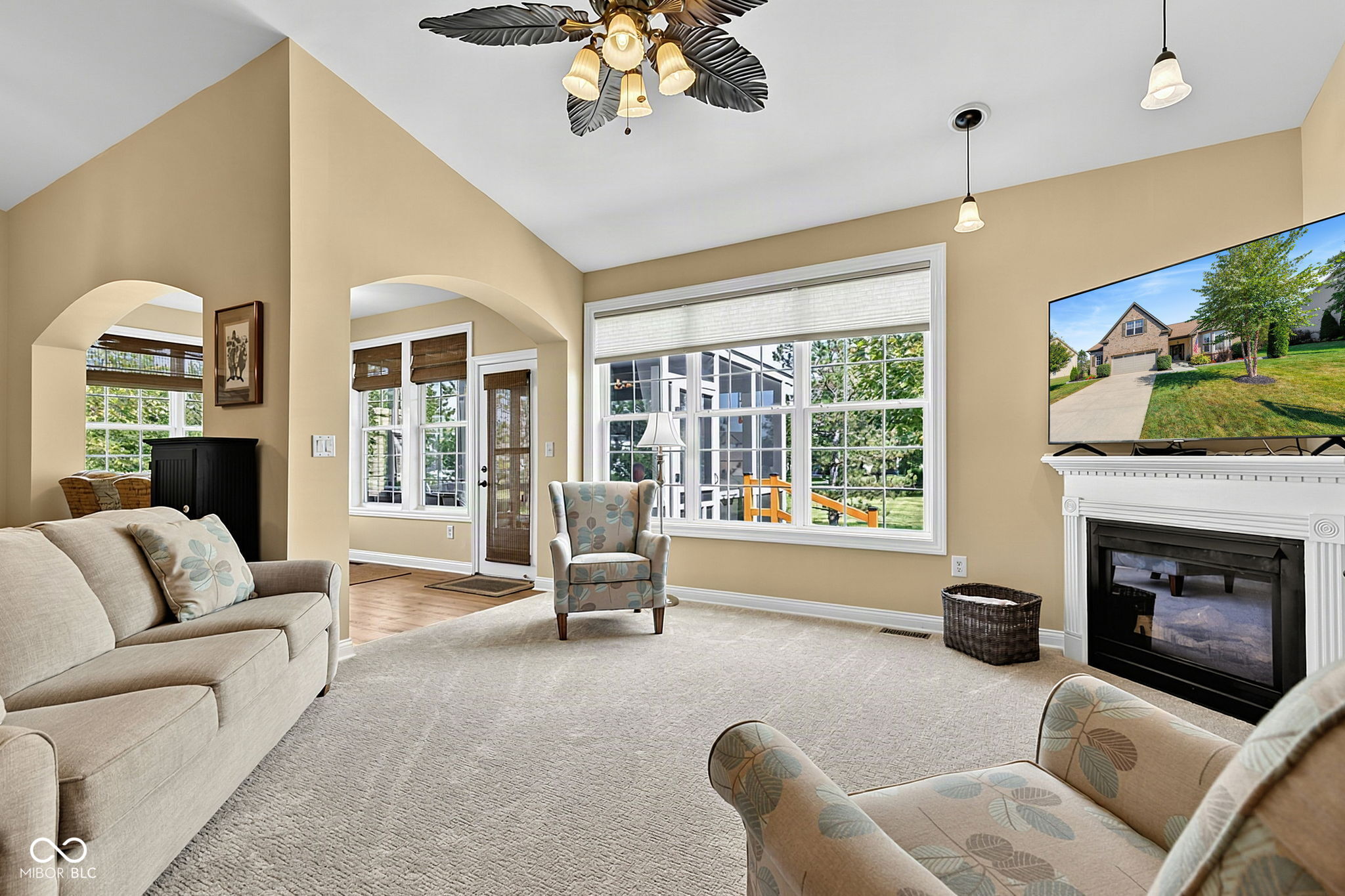 9337 Woodslake Drive