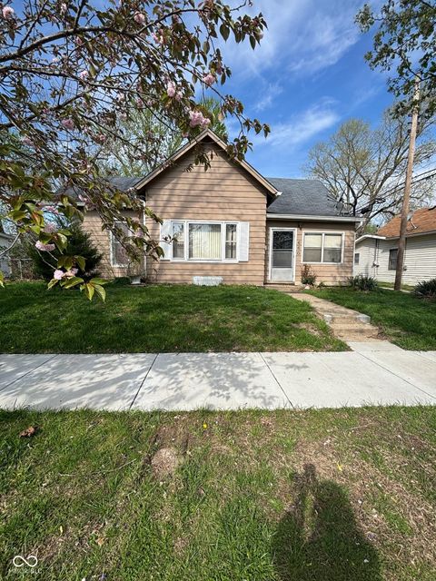 Photo of 660 S Cherry Street, Martinsville, IN 46151 (MLS # 22095402)