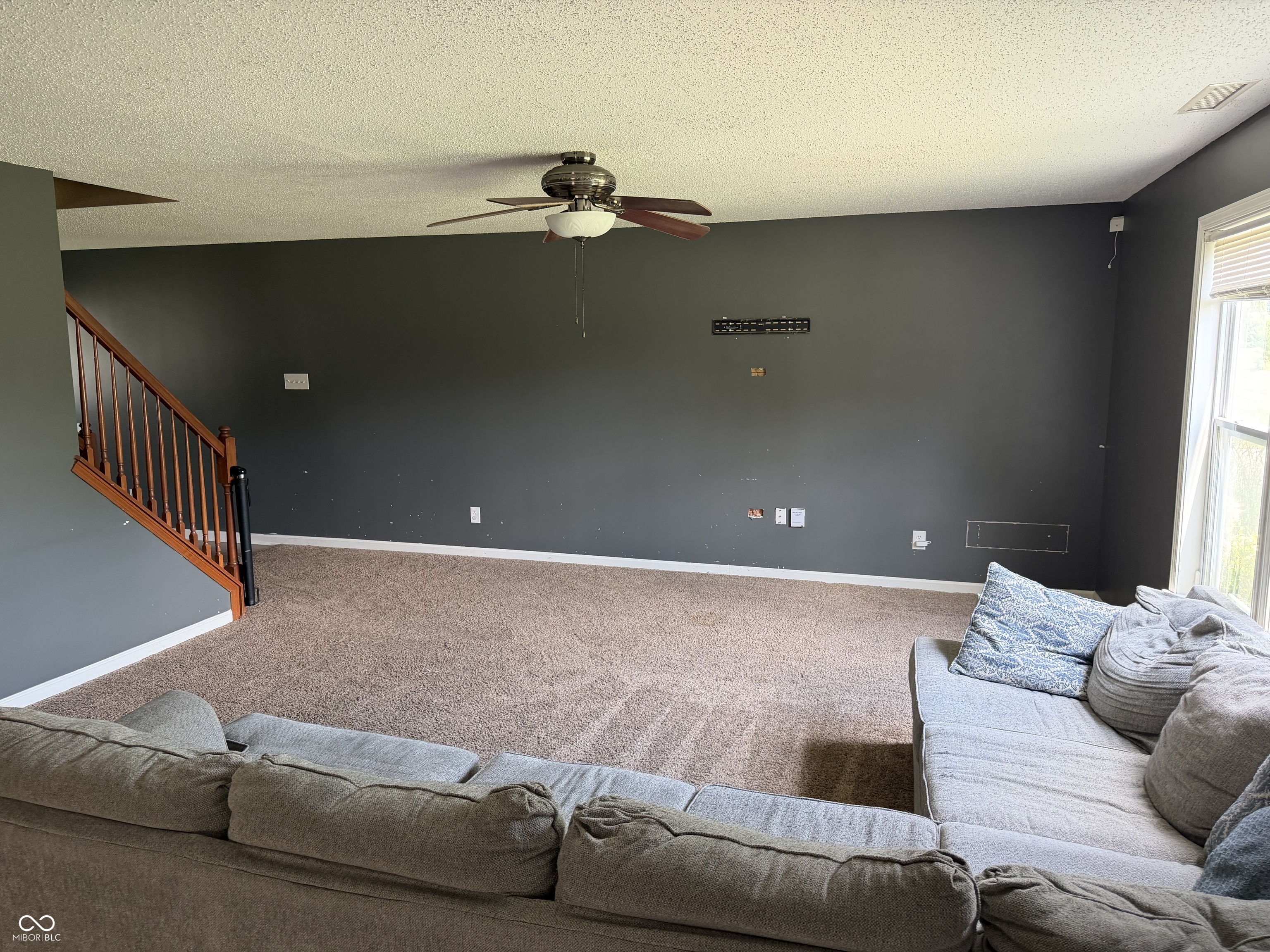 1501 Round Lake Road