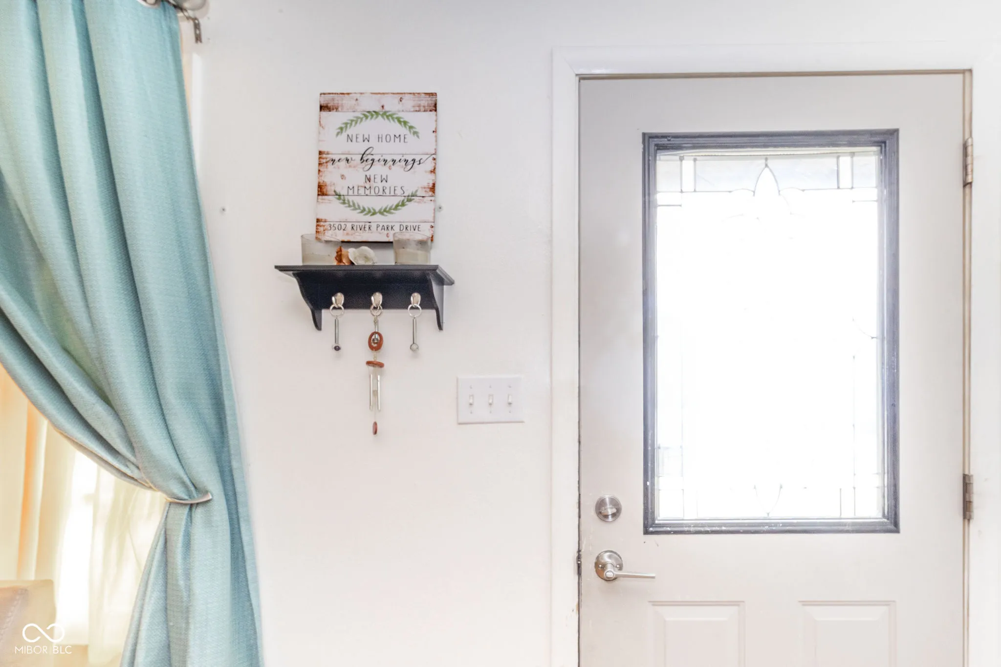 Anderson, Indiana 46012, United States, 3 Bedrooms Bedrooms, ,1 BathroomBathrooms,Residential,Pending,111207