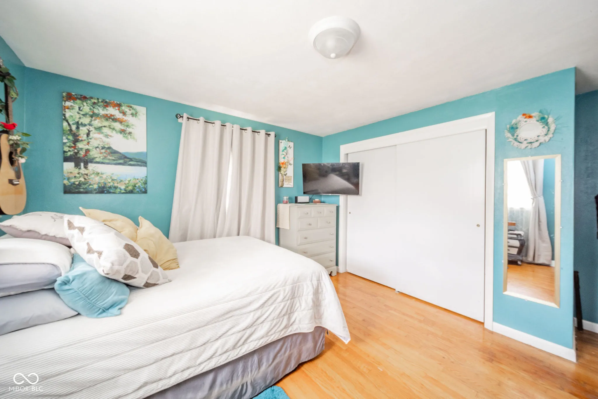 Anderson, Indiana 46012, United States, 3 Bedrooms Bedrooms, ,1 BathroomBathrooms,Residential,Pending,111207