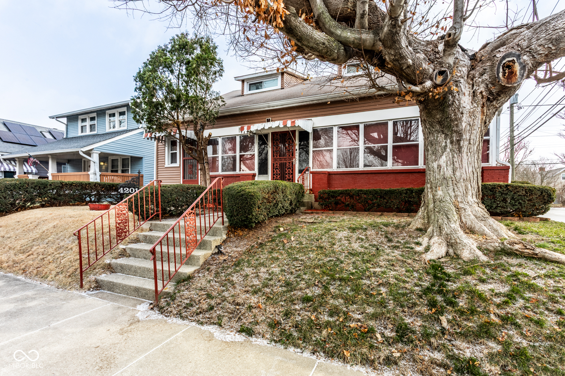 4201 Boulevard Place