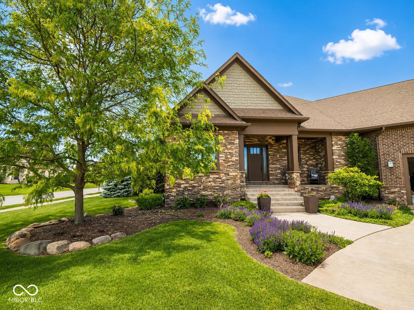 16397 Lost Tree Place