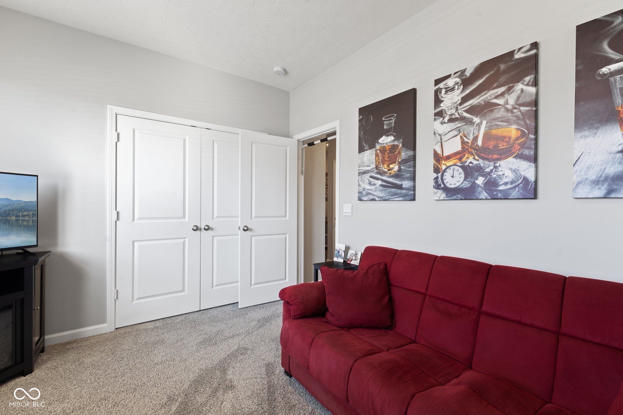 7834 Fairwood Boulevard