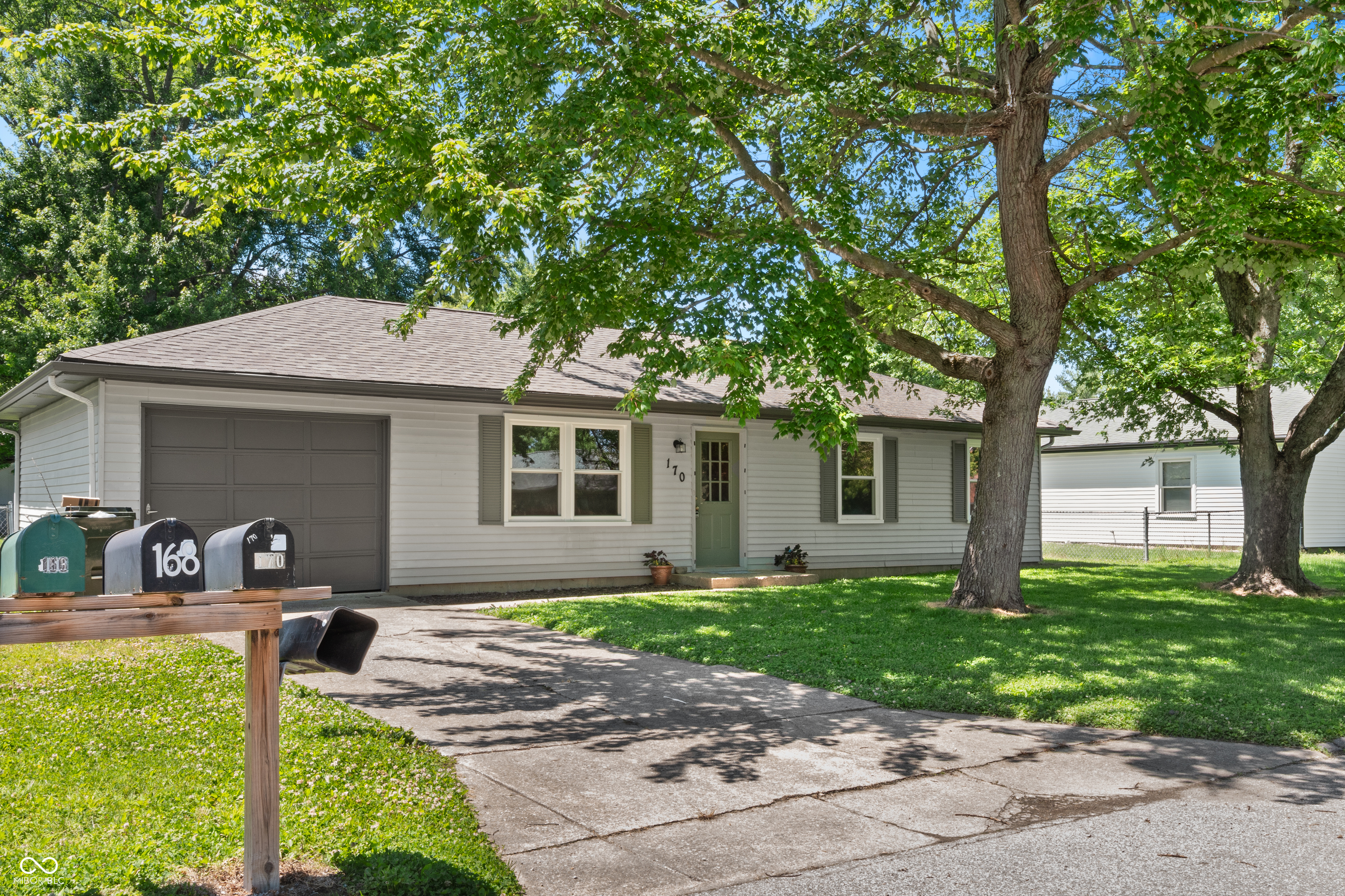 170 Midway Court S