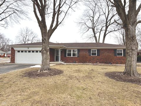Photo of 621 Aberdeen Drive, Indianapolis, IN 46241 (MLS # 22084505)