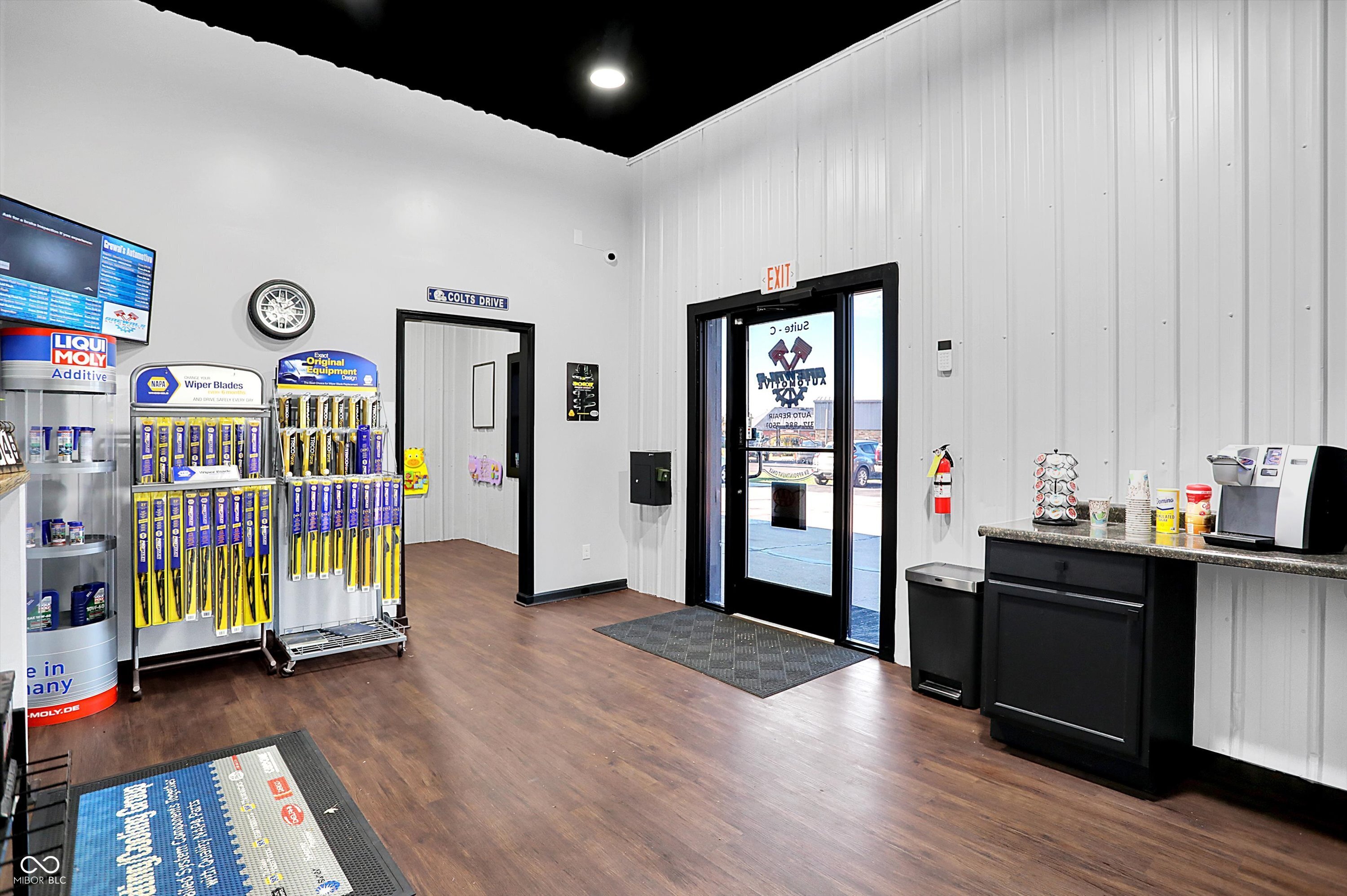 5210 Commerce Circle