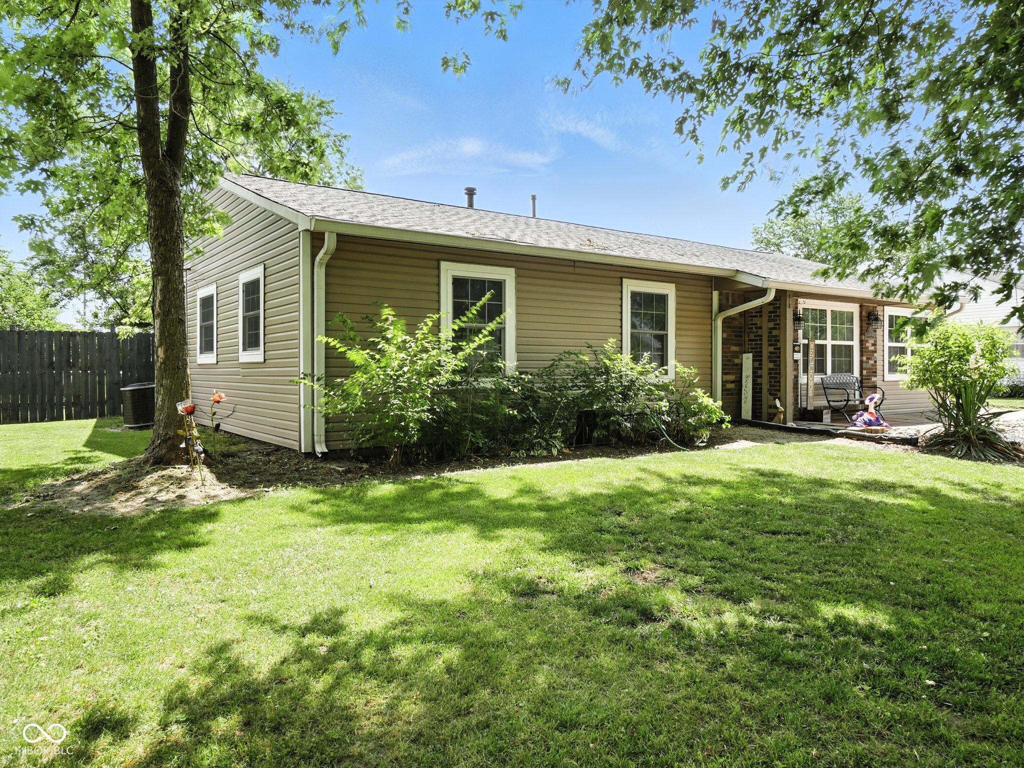 1039 Eastlawn Drive