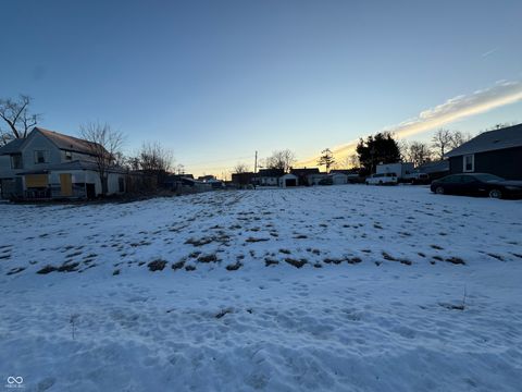 2220 Lincoln Street Anderson IN 46016