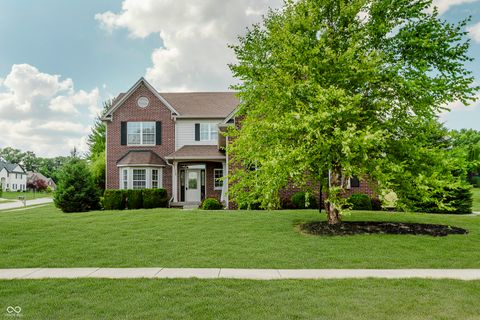 Photo of 4150 Huntsman Drive, Zionsville, IN 46077 (MLS # 22048278)