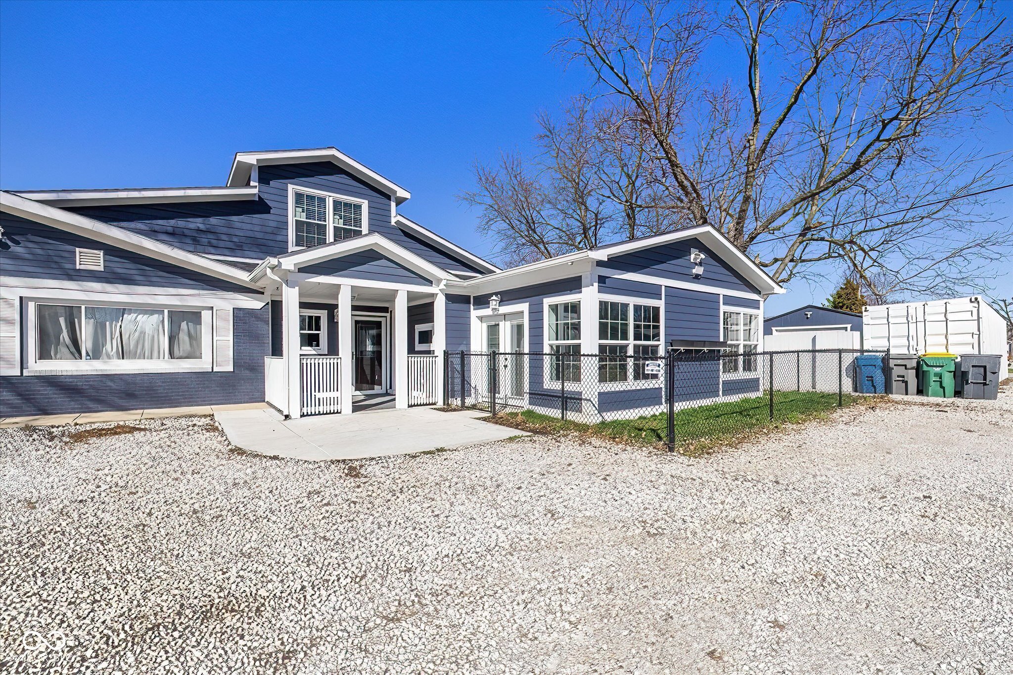 3041 S Kercheval Drive