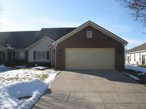 Photo of 528 Dylan Drive, Avon, IN 46123 (MLS # 22083717)