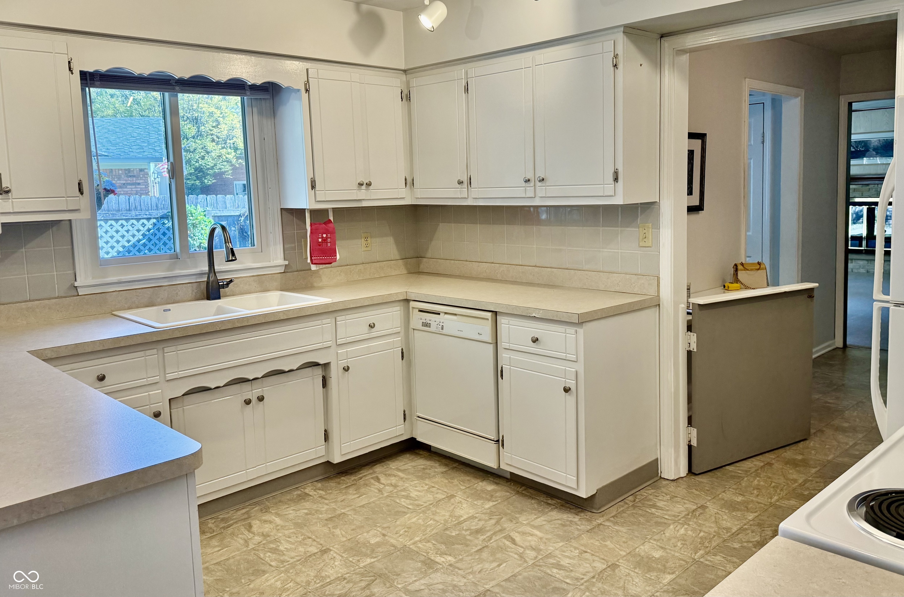 610 Mount Rainier Drive