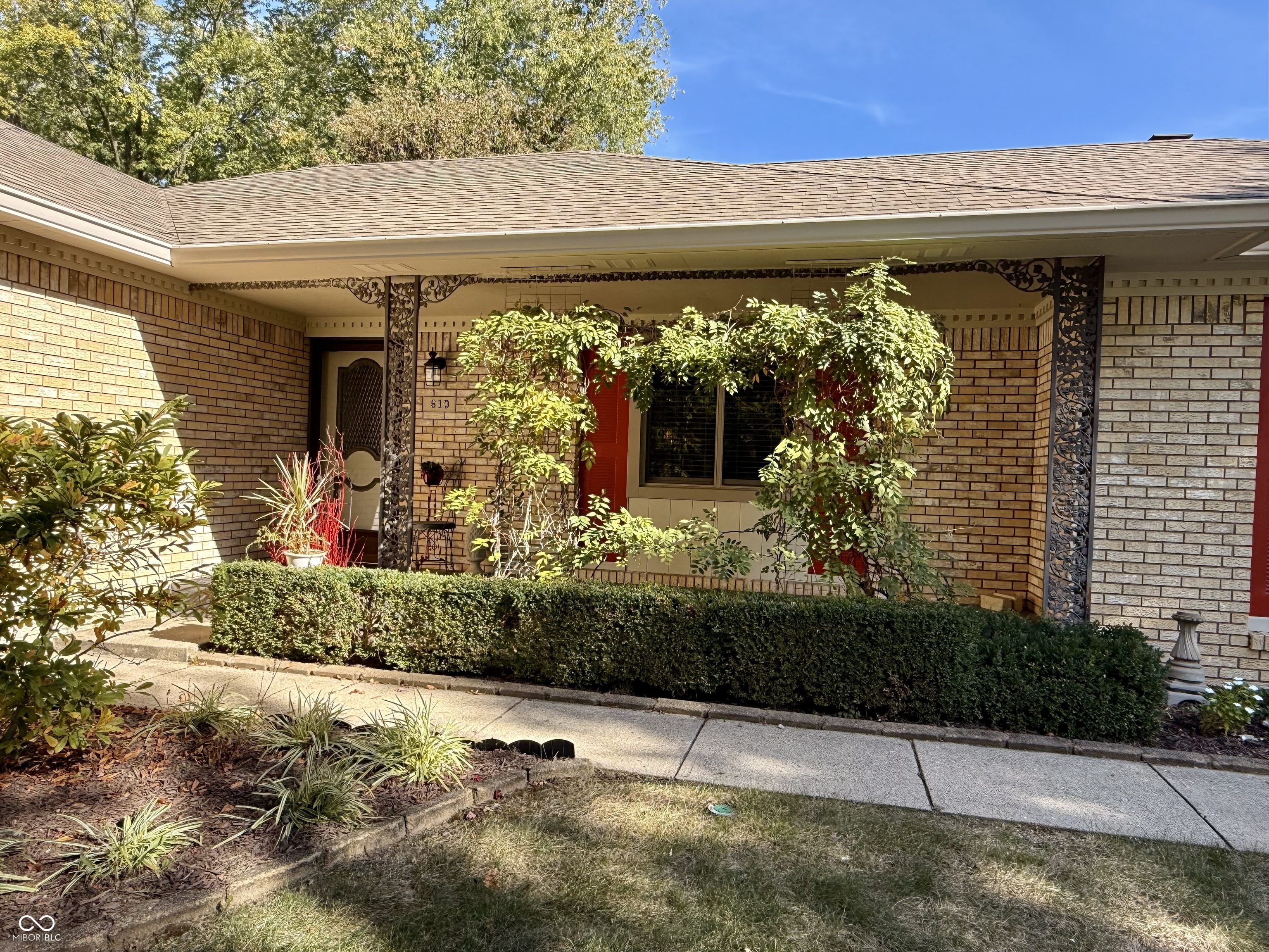 610 Mount Rainier Drive