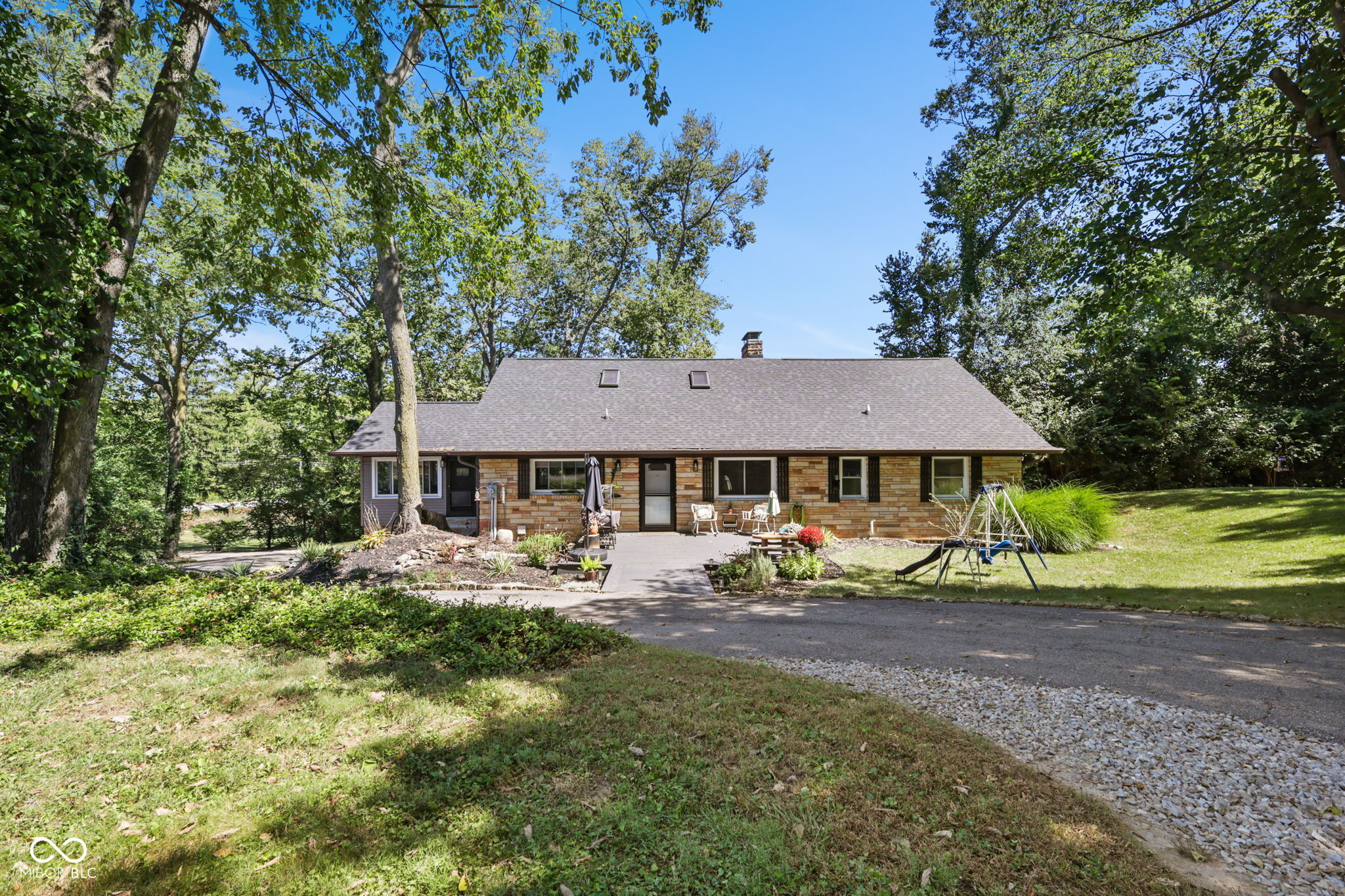 1265 N Morgantown Road