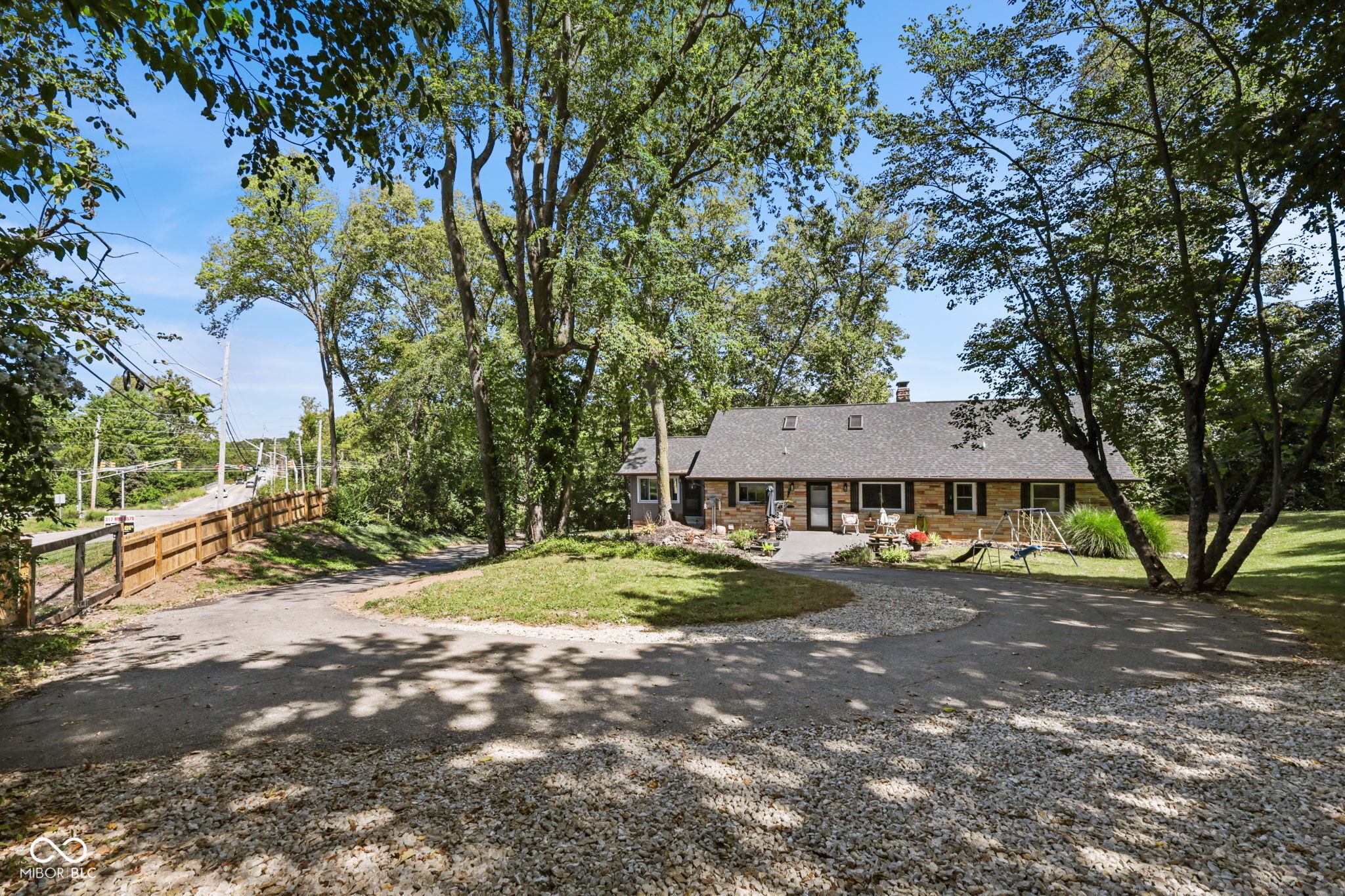 1265 N Morgantown Road
