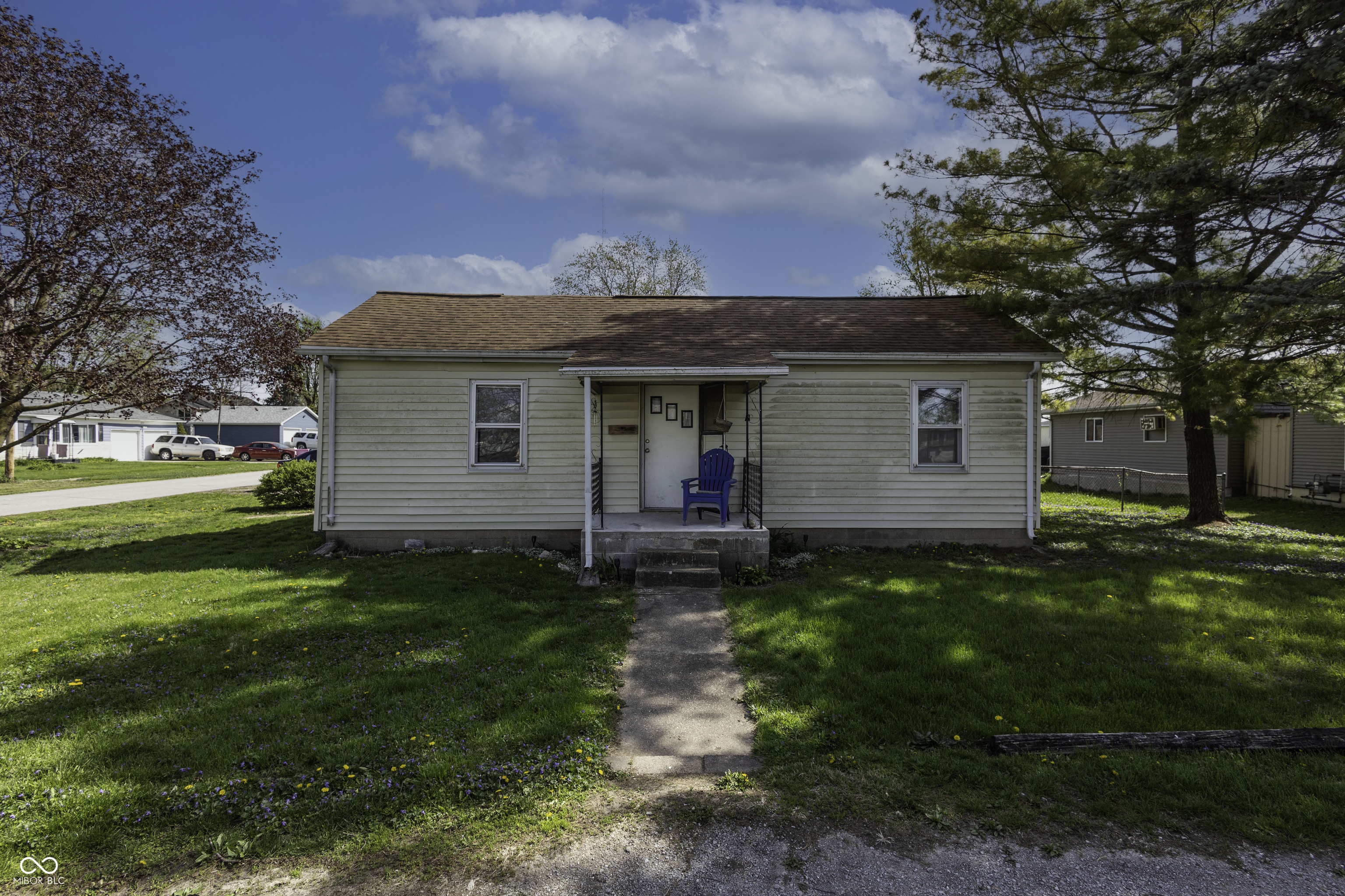 Listing image 1