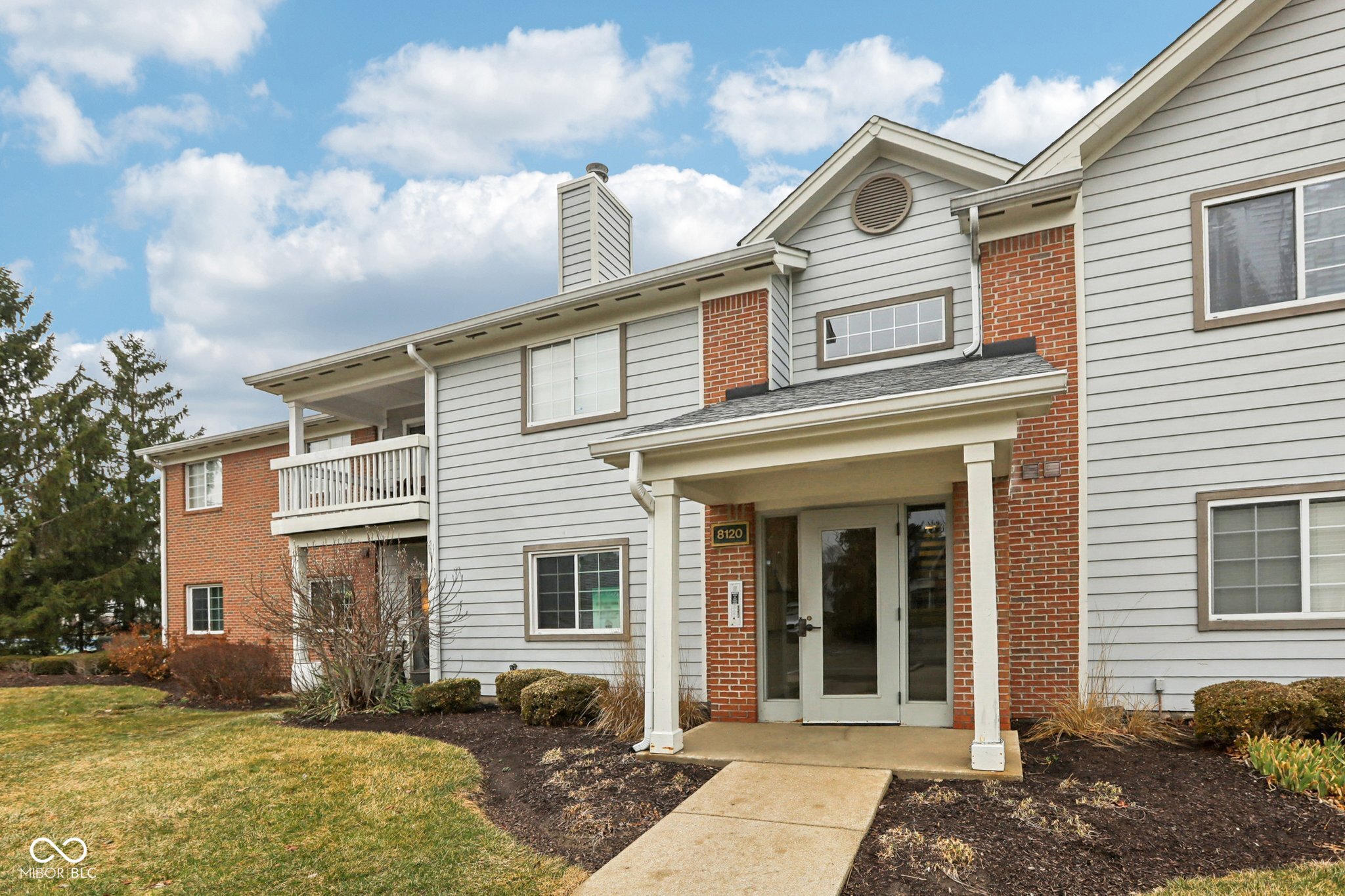 8120 Glenwillow Lane