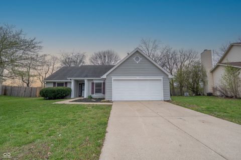 Photo of 1616 Beckenbauer Lane, Indianapolis, IN 46214 (MLS # 22092869)