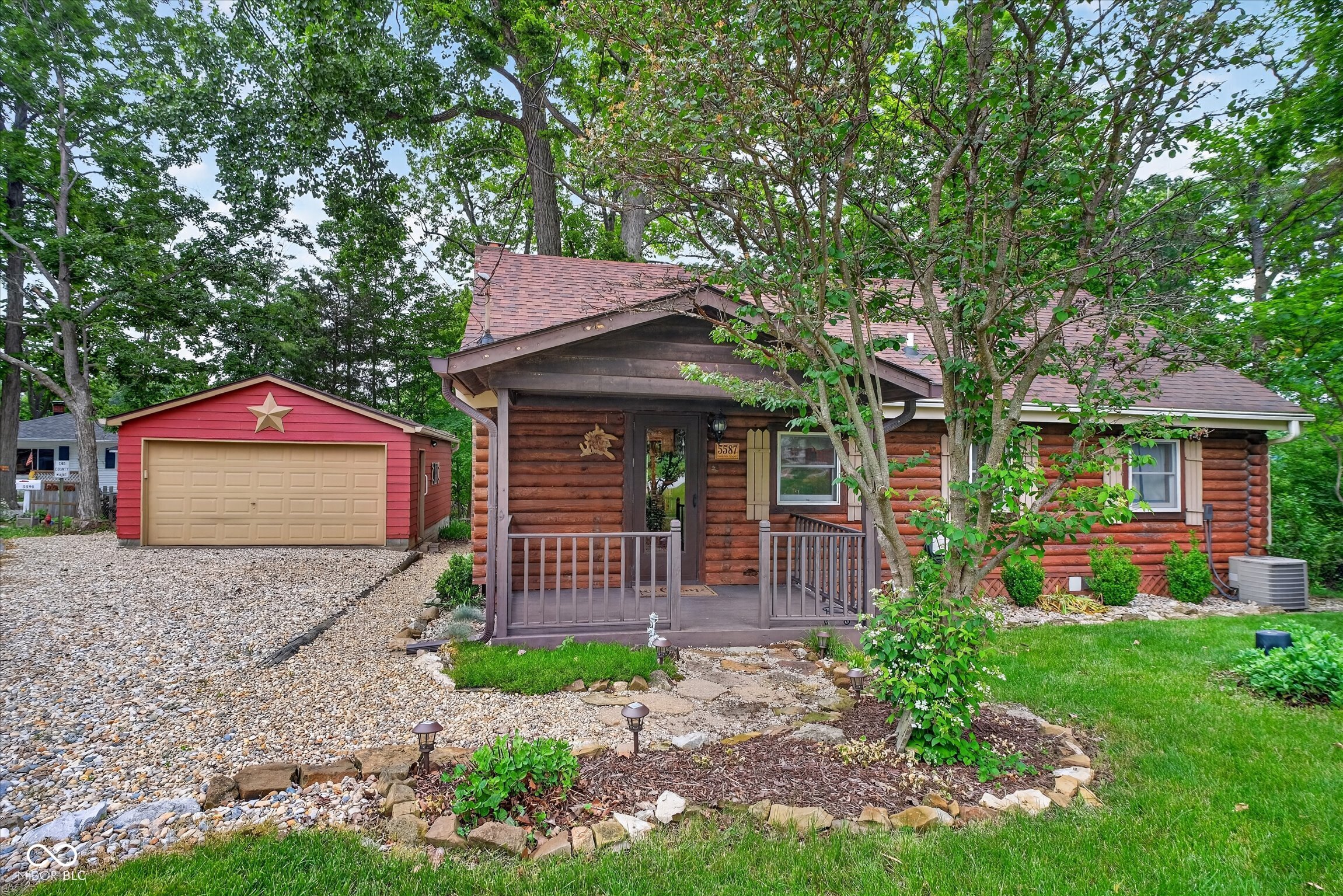 5587 Paradise Court