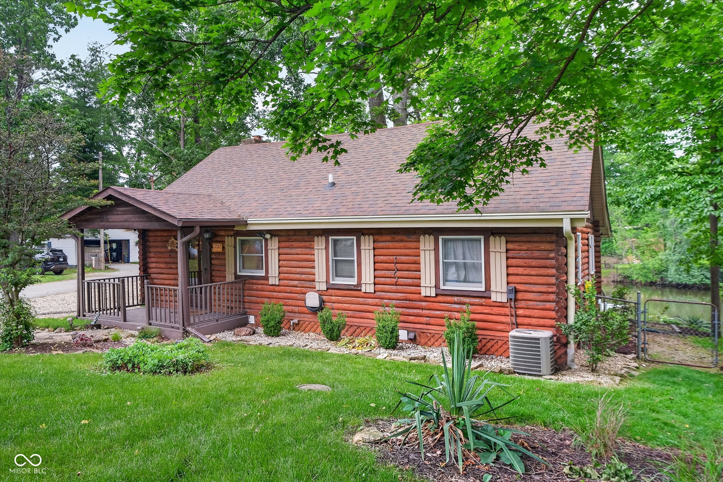 5587 Paradise Court