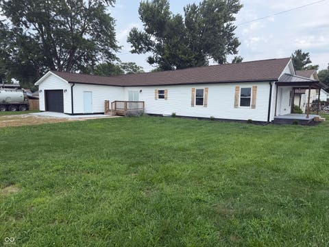 Photo of 230 N Highland Street, Morgantown, IN 46160 (MLS # 22120490)